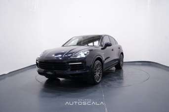 PORSCHE Cayenne Elettrica/Benzina 2020 usata, Napoli PORSCHE Cayenne Elettrica/Benzina 2020 usata, Napoli