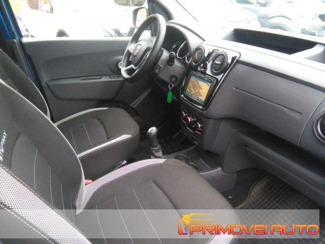DACIA Dokker Benzina 2019 usata, Modena foto