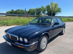 JAGUAR XJ8 Benzina/GPL 1998 usata, Udine