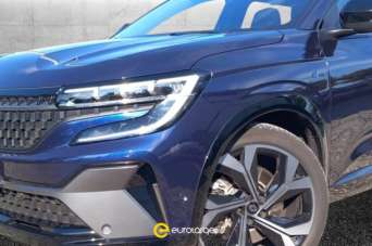 RENAULT Espace Elettrica/Benzina 2023 usata RENAULT Espace Elettrica/Benzina 2023 usata