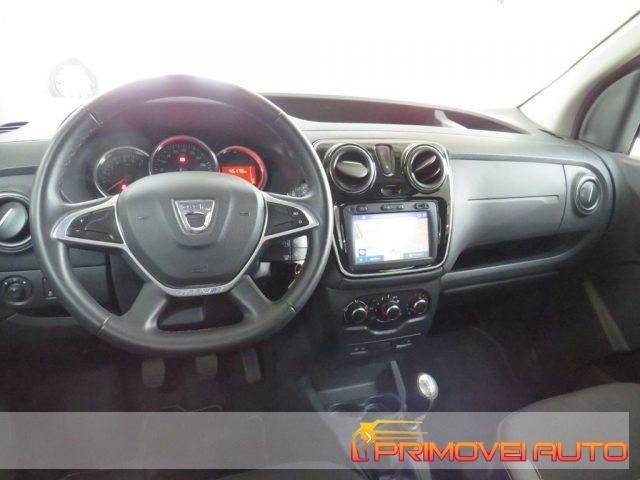 DACIA Dokker Diesel 2018 usata, Modena foto
