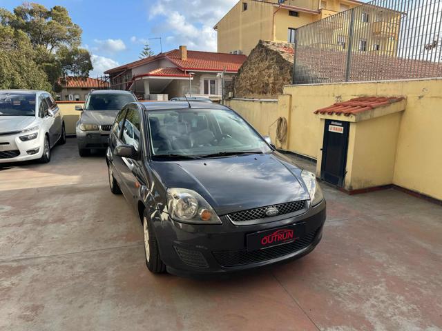 FORD Fiesta Diesel 2007 usata, Roma foto