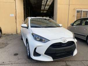 TOYOTA Yaris Benzina 2023 usata, Milano