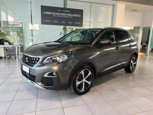 PEUGEOT 3008 Diesel 2017 usata, Bari