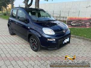 FIAT Panda Elettrica/Benzina 2021 usata, Italia FIAT Panda Elettrica/Benzina 2021 usata, Italia