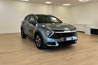 KIA Sportage Elettrica/Diesel 2022 usata, Latina