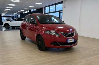 LANCIA Ypsilon Benzina/GPL 2022 usata, Latina