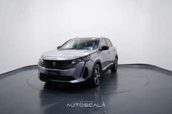 PEUGEOT 3008 Elettrica/Benzina 2021 usata, Napoli