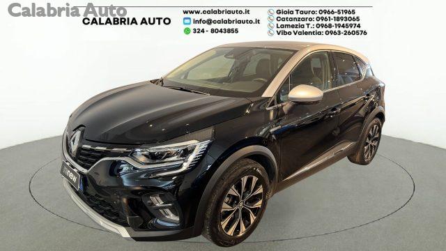 RENAULT Captur Elettrica/Benzina 2023 usata, Reggio di Calabria foto