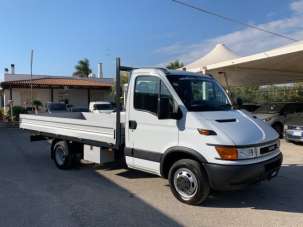 IVECO Daily Diesel 2004 usata, Brindisi
