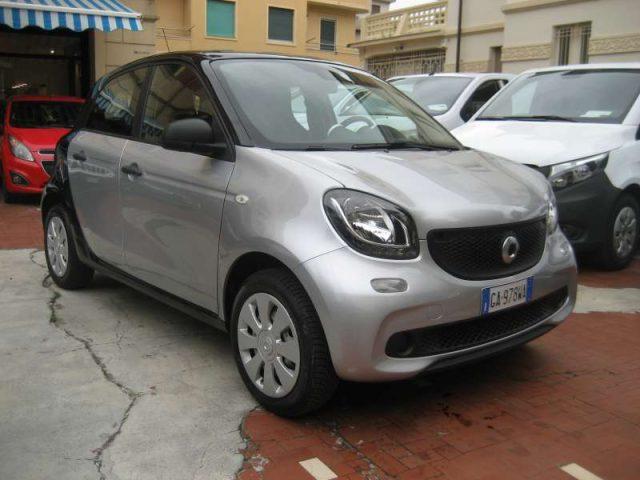 SMART ForFour Benzina 2016 usata, Savona foto