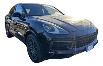 PORSCHE Cayenne Benzina 2022 usata PORSCHE Cayenne Benzina 2022 usata