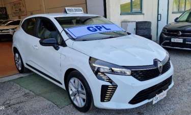 RENAULT Clio Benzina/GPL 2025 usata, Pesaro e Urbino