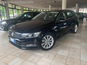 VOLKSWAGEN Passat Variant Diesel 2018 usata, Novara