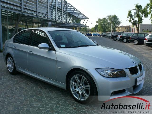 BMW 320 Diesel 2011 usata, Brescia foto