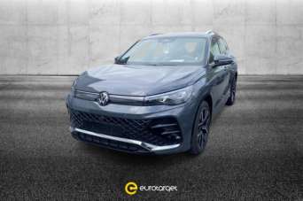 VOLKSWAGEN Tiguan Elettrica/Benzina 2024 usata