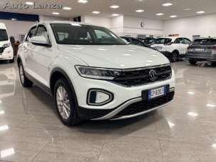VOLKSWAGEN T-Roc Benzina 2023 usata, Milano
