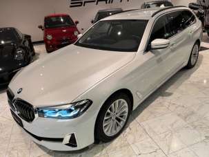 BMW 520 Elettrica/Diesel 2022 usata