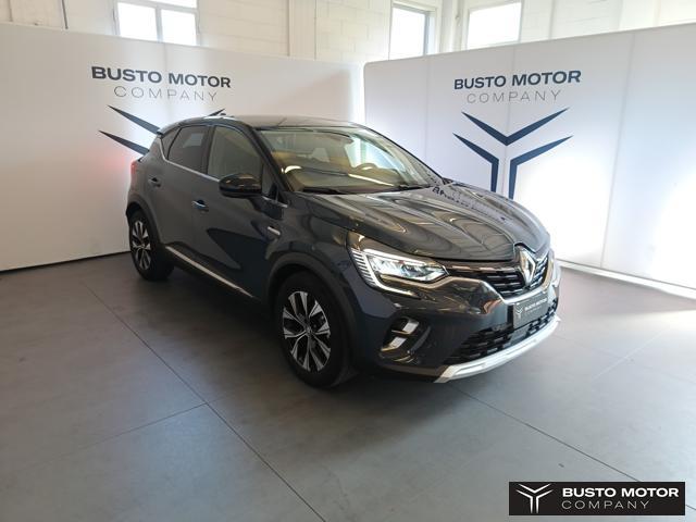 RENAULT Captur Elettrica/Benzina 2022 usata, Varese foto