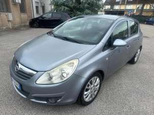 OPEL Corsa Benzina/GPL 2010 usata
