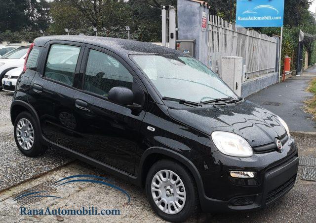 FIAT Panda Elettrica/Benzina 2024 usata, Milano foto