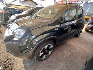 FIAT Panda Cross Elettrica/Benzina 2024 usata, Torino