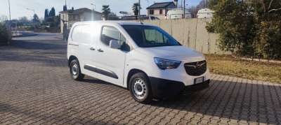 OPEL Combo Diesel 2021 usata