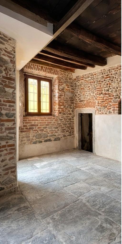 Affitto Ufficio, Carnago foto