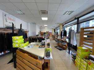 Verkauf Negozio, Azzate Verkauf Negozio, Azzate