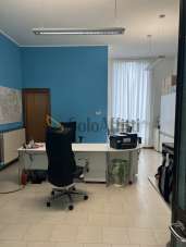 Renta 2 vetrine, Saronno Renta 2 vetrine, Saronno