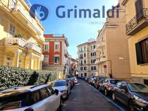 Verkauf Trivani, Napoli Verkauf Trivani, Napoli