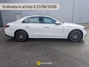 MERCEDES-BENZ E 200 Elettrica/Diesel usata