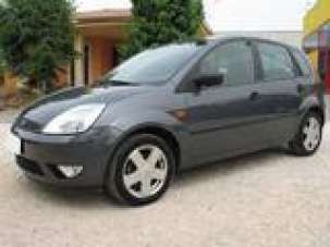 FORD Fiesta Benzina 2006 usata FORD Fiesta Benzina 2006 usata