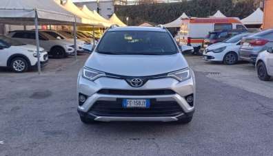 TOYOTA RAV 4 Diesel 2016 usata