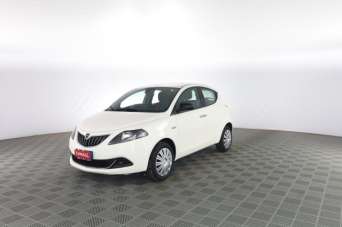 LANCIA Ypsilon Elettrica/Benzina 2022 usata, Verona