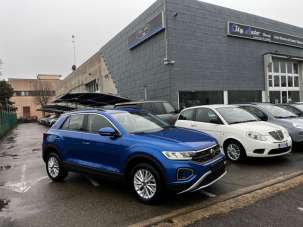 VOLKSWAGEN T-Roc Benzina 2023 usata VOLKSWAGEN T-Roc Benzina 2023 usata