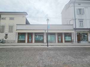 Affitto Negozio, Gorizia