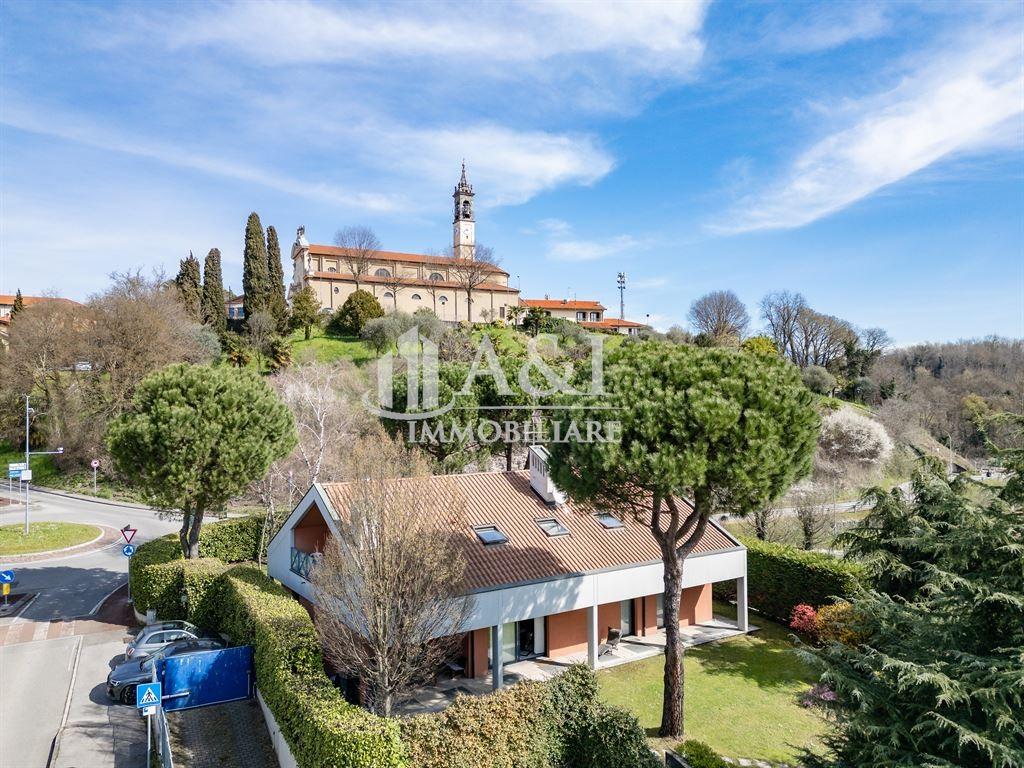 casa indipendente in vendita a Nibionno