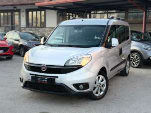 FIAT Doblo Benzina/Metano 2017 usata, Napoli
