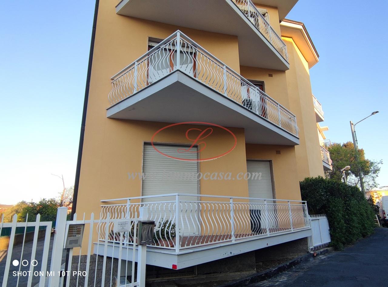 appartamento in vendita a Diano Marina in zona Calderina