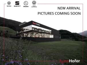 VOLKSWAGEN Golf Benzina 2023 usata, Bolzano
