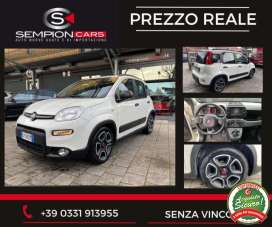 FIAT Panda Elettrica/Benzina 2021 usata, Novara