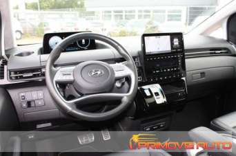 HYUNDAI Staria Diesel 2021 usata, Modena