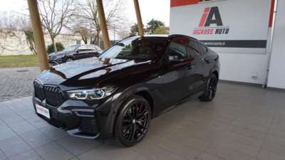 BMW X6 Elettrica/Diesel 2022 usata, Pordenone