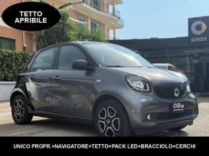 SMART ForFour Benzina 2017 usata, Caserta