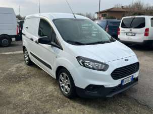 FORD Transit Courier Benzina 2022 usata, Pavia