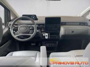 HYUNDAI Staria Diesel 2024 usata, Modena