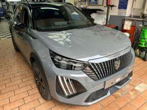 PEUGEOT 2008 Elettrica/Benzina 2026 usata, Milano