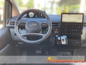 HYUNDAI Staria Diesel 2024 usata, Modena