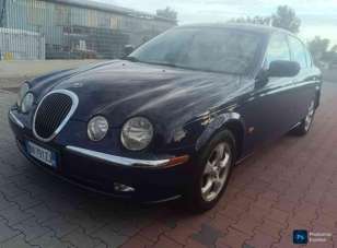 JAGUAR S-Type Benzina 2001 usata, Roma